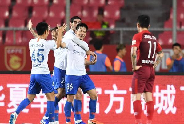  斯图加特青春风暴，U23梯队三人首发  